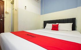 Reddoorz Near Bethesda Hotel 2*