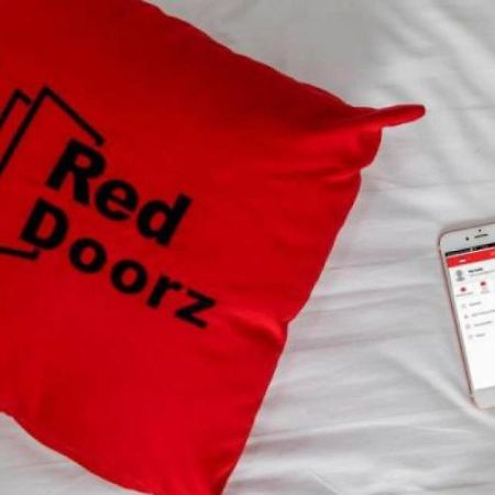 Reddoorz Near Bethesda Manado Hotel Bagian luar foto